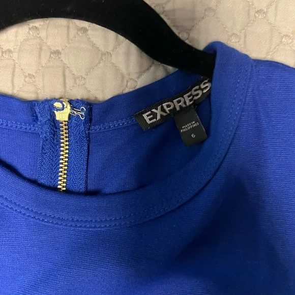 Express Blue Dress with a Peek a Boo in the front size - Picture 4 of 4